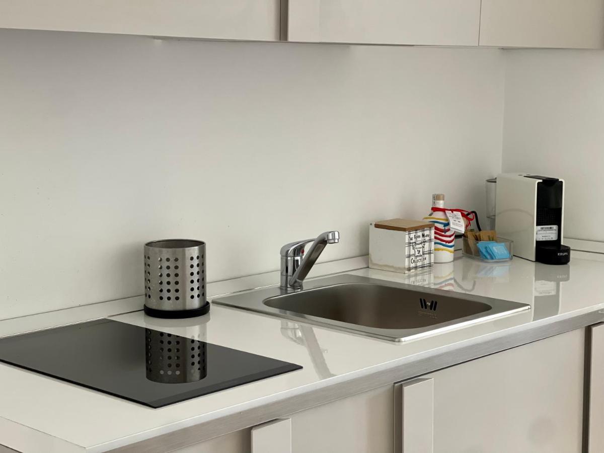 Апартаменты Miniapart Vico V Бари Экстерьер фото